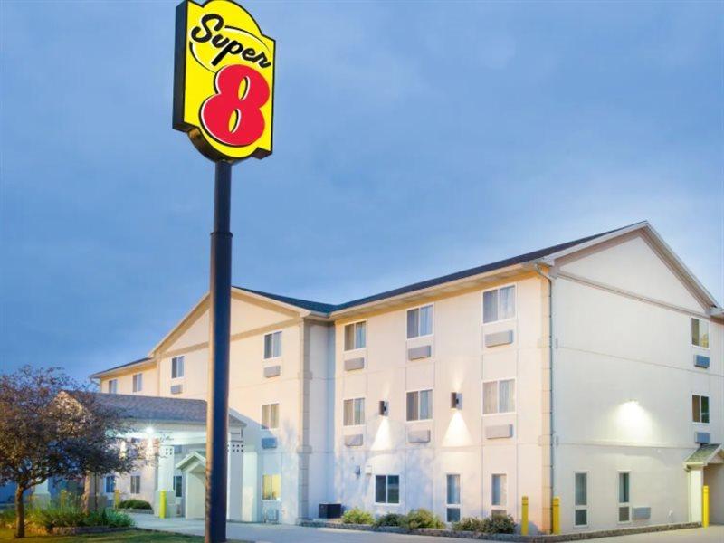 Burgundy Inn & Suites By Oyo El Paso エクステリア 写真