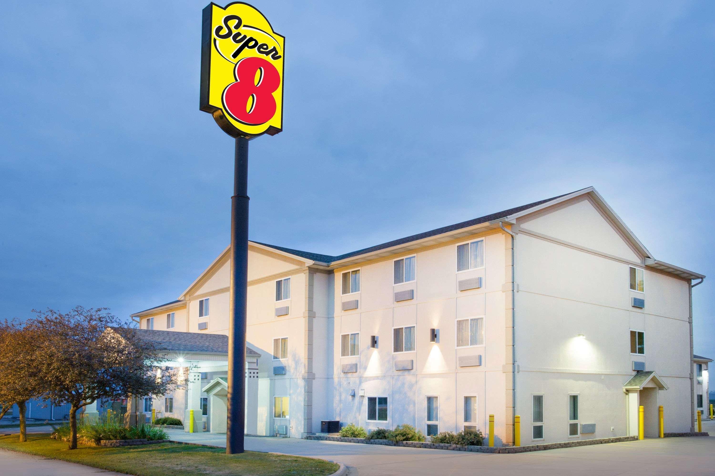Burgundy Inn & Suites By Oyo El Paso エクステリア 写真