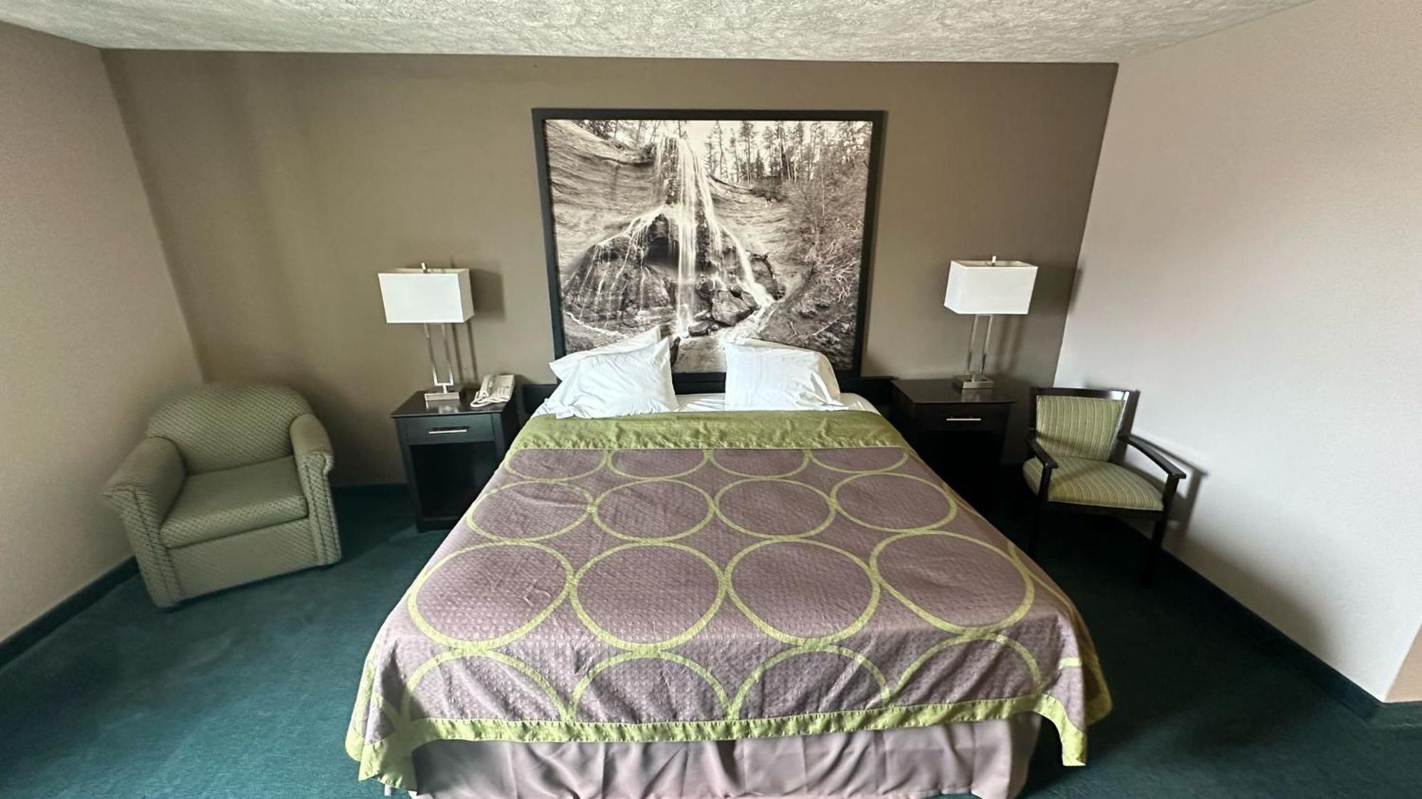 Burgundy Inn & Suites By Oyo El Paso エクステリア 写真