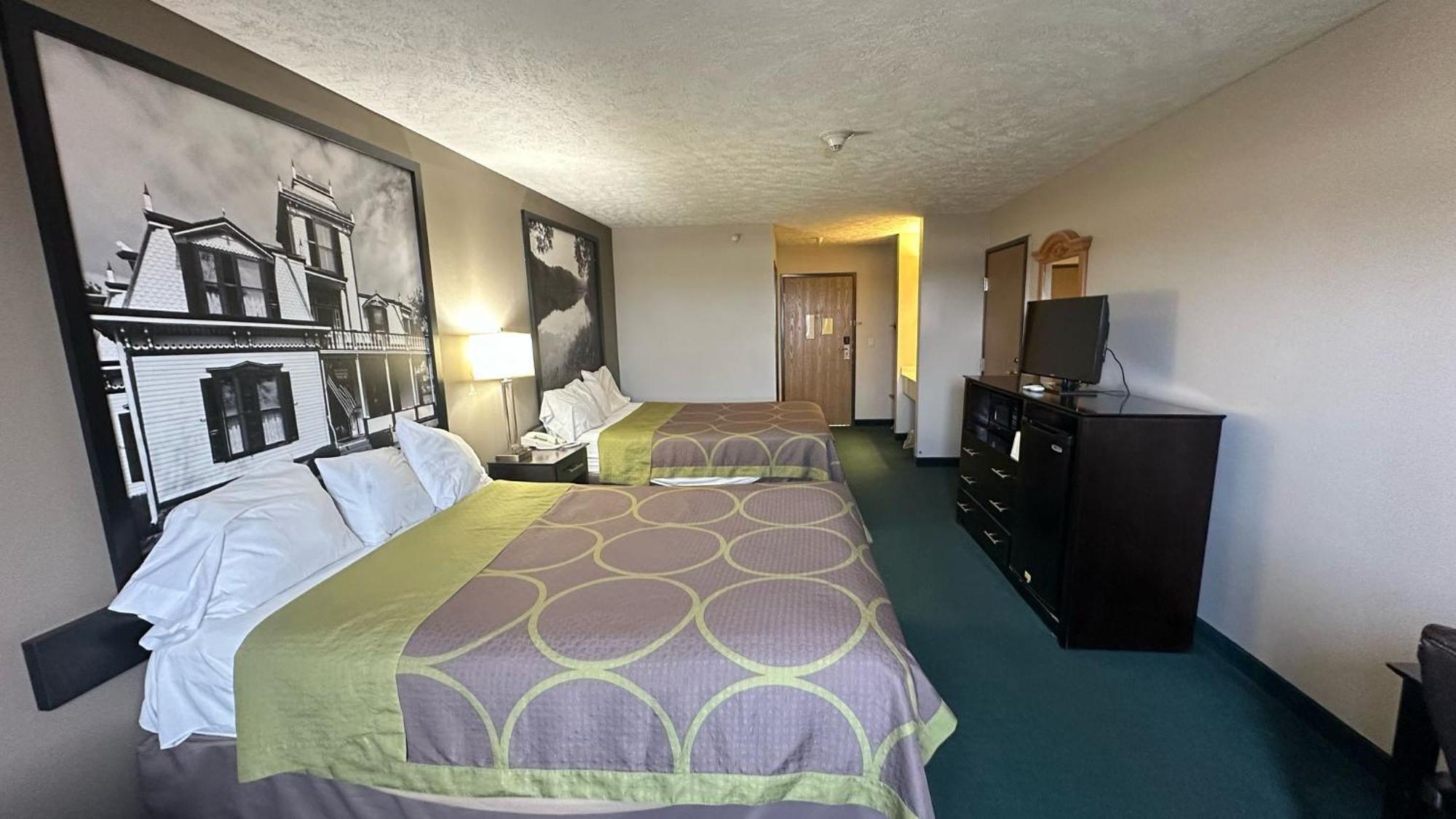 Burgundy Inn & Suites By Oyo El Paso エクステリア 写真